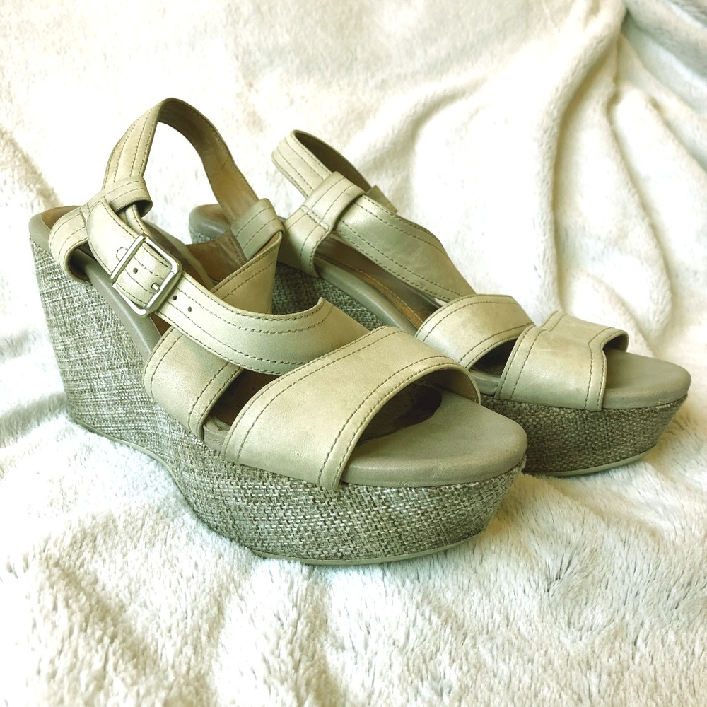 SOLD Clarks Leather Nadene Ziva Wedge Sandals